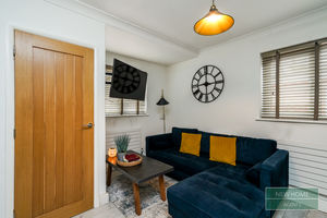 Photo 15- click for photo gallery